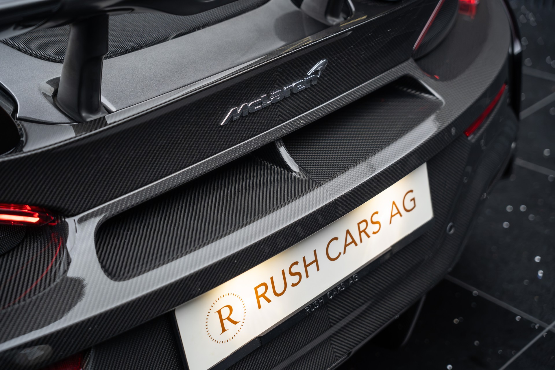 McLAREN 600LT Coupé 3.8 V8 SSG-image-13