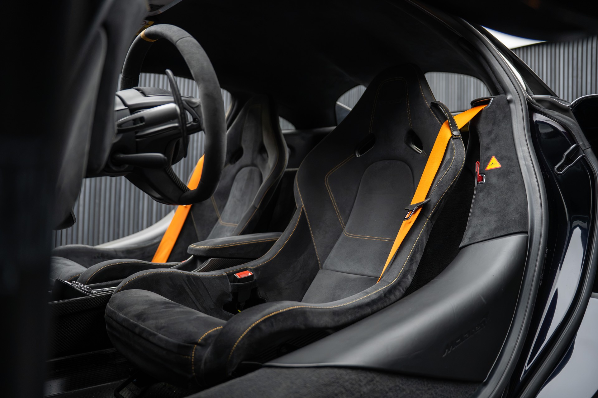 McLAREN 600LT Coupé 3.8 V8 SSG-image-15