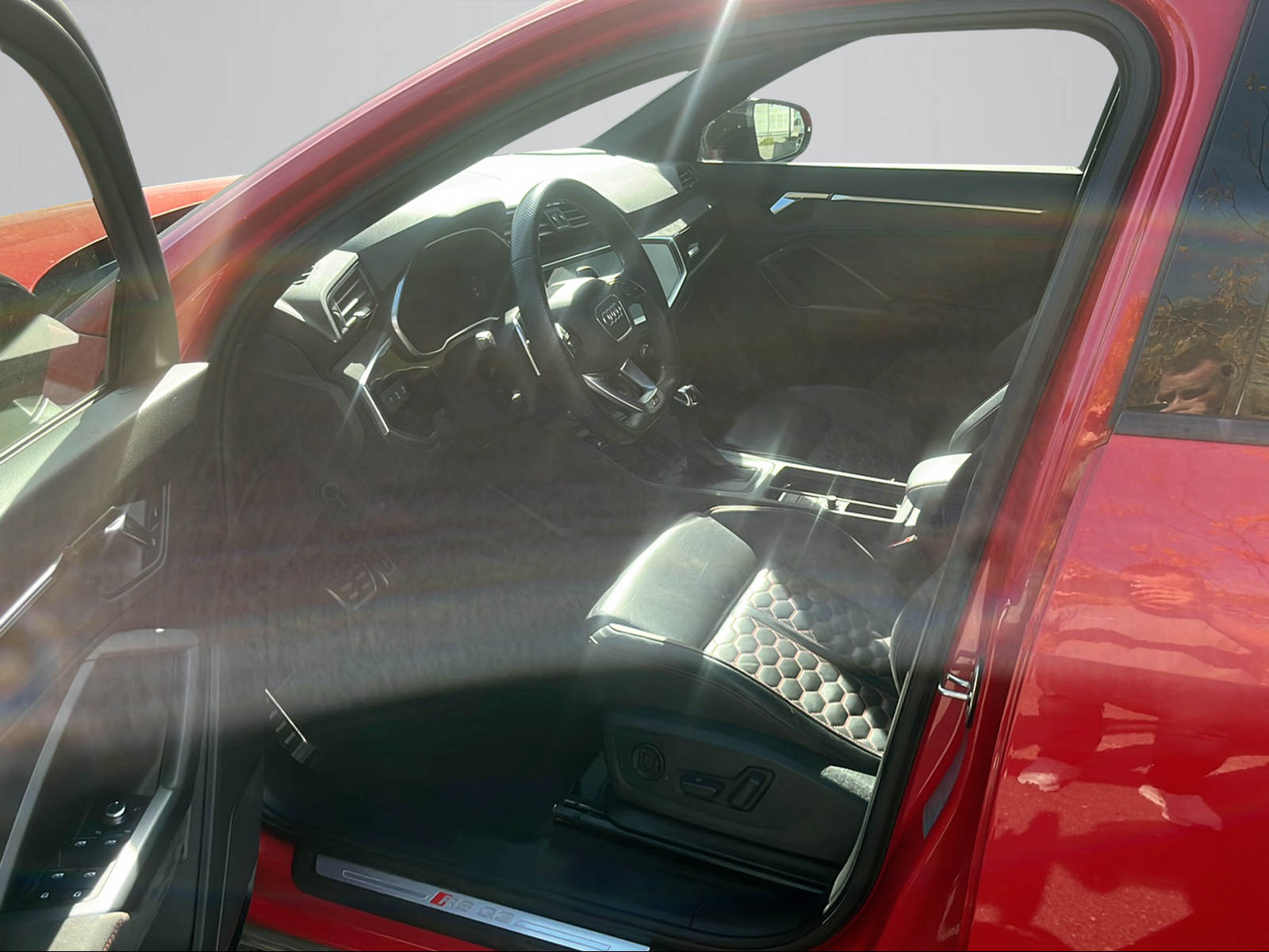 AUDI RS Q3 Sportback quattro S tronic-showroom-element-2