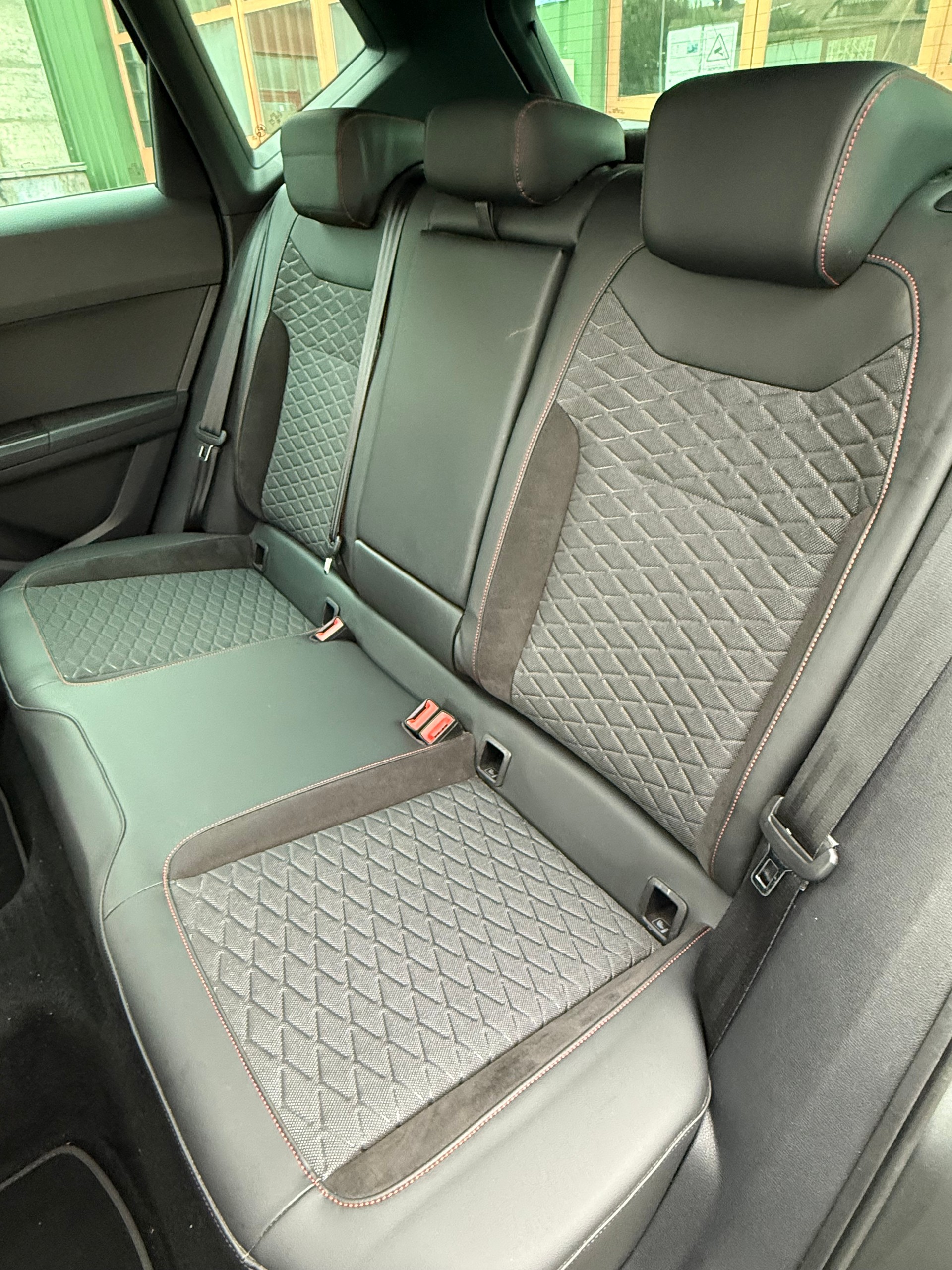 SEAT Ateca 2.0 TSI FR 4Drive DSG-image-7