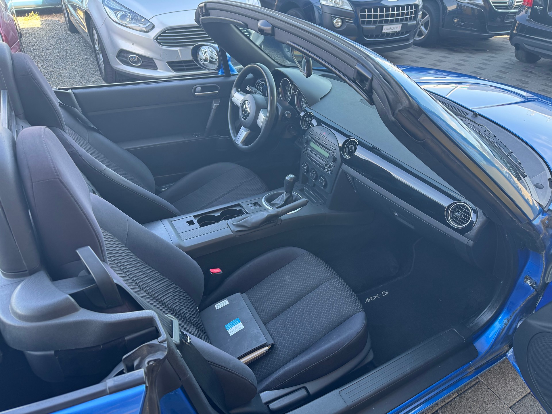 MAZDA MX-5 1.8i 16V Confort-image-11