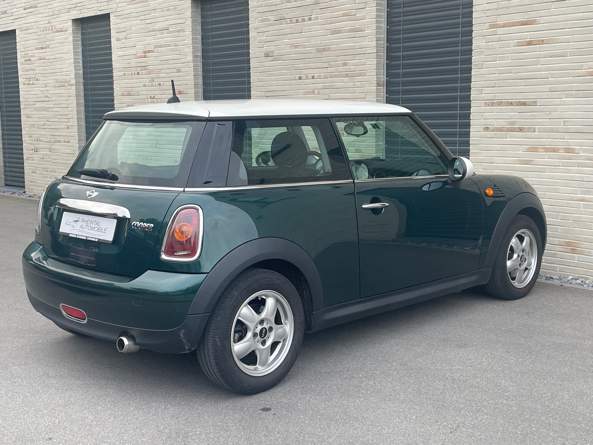 MINI Cooper-image-9