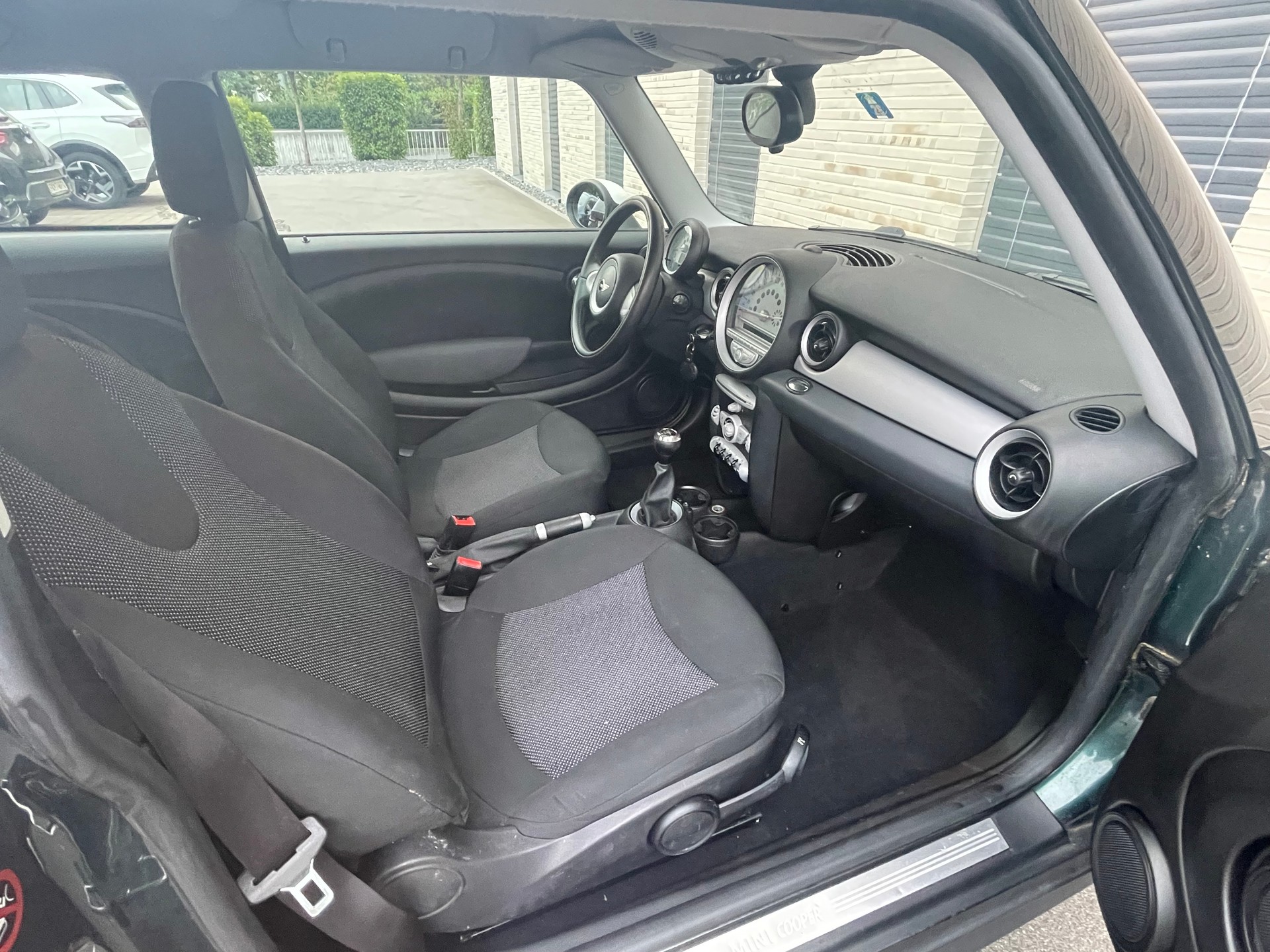 MINI Cooper-image-14