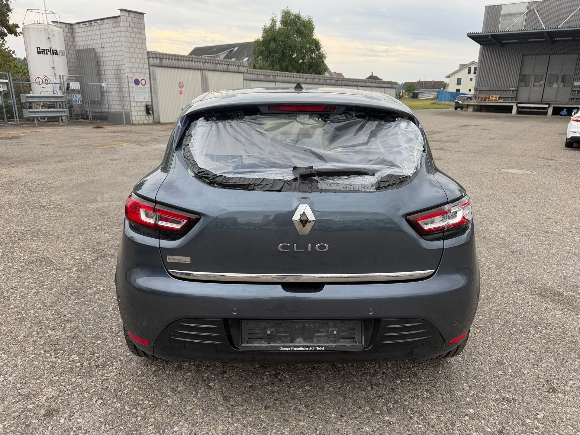 RENAULT Clio 1.2 16V T Initiale Paris-image-7