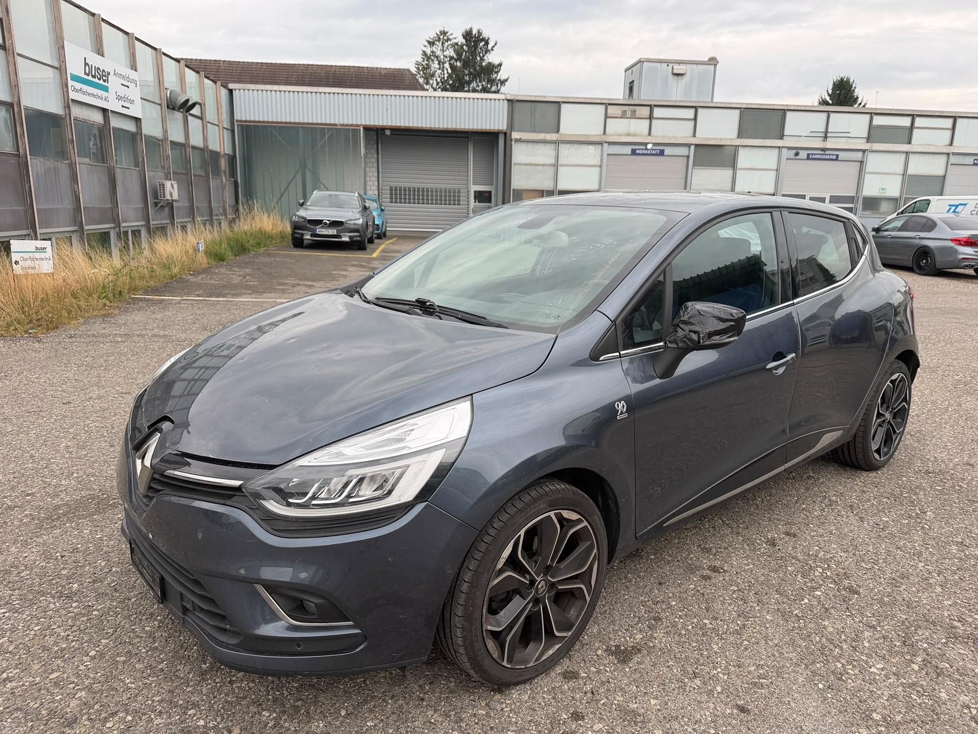 RENAULT Clio 1.2 16V T Initiale Paris-image-1
