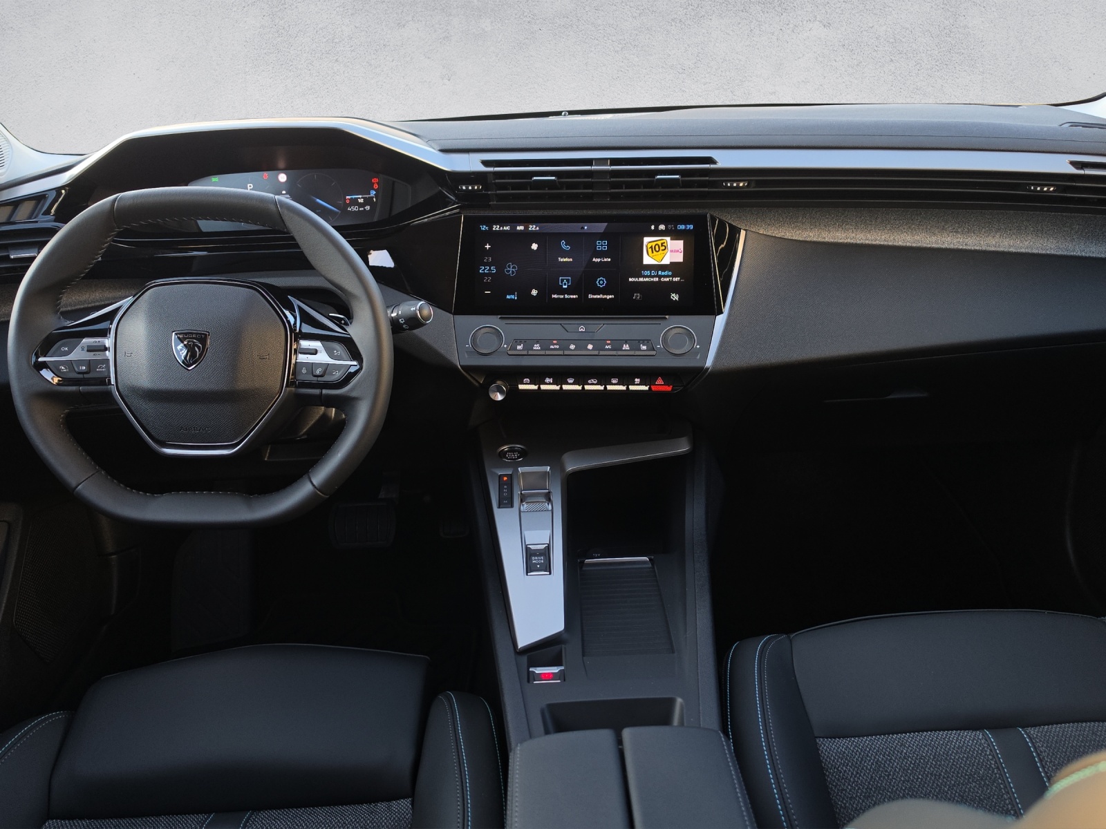 PEUGEOT 308 SW 1.5 BlueHDI Allure EAT8-image-8