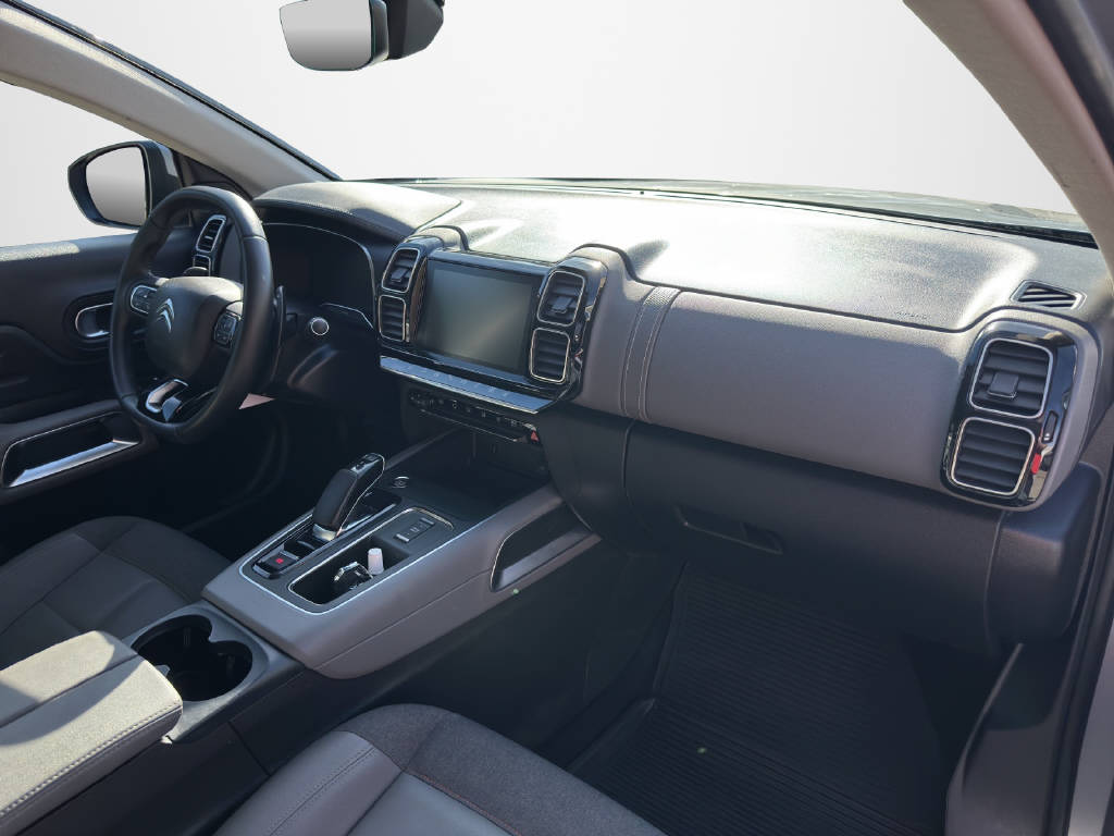CITROEN C5 Aircross 1.6 Plug-in Hybrid Shine-image-8