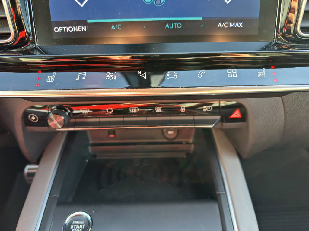 CITROEN C5 Aircross 1.6 Plug-in Hybrid Shine-image-15