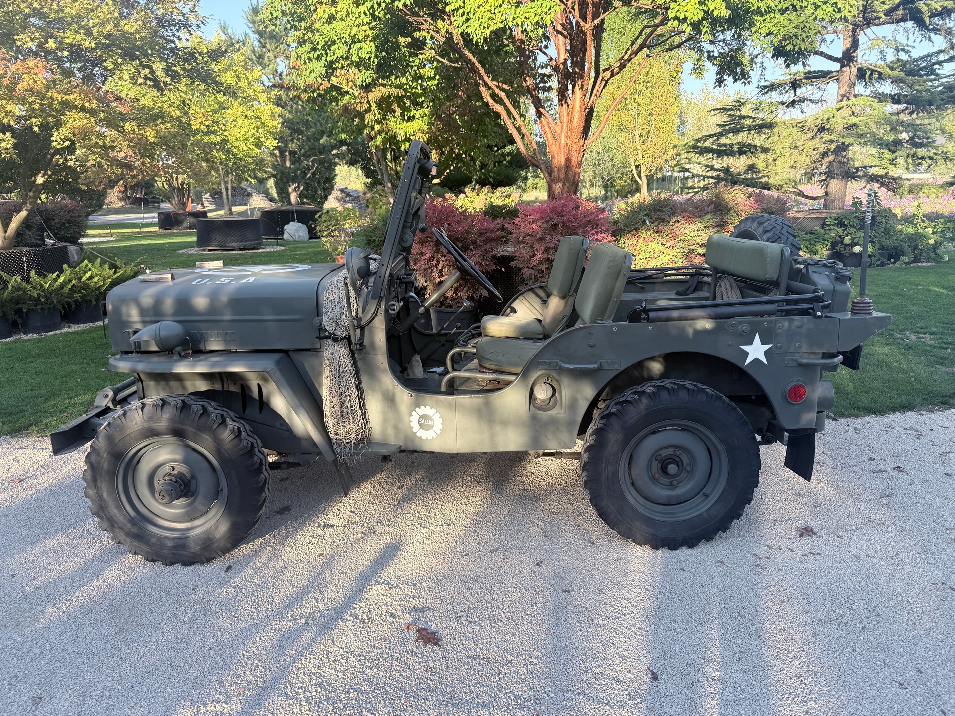 WILLYS CJ 3 B universal J-showroom-element-1