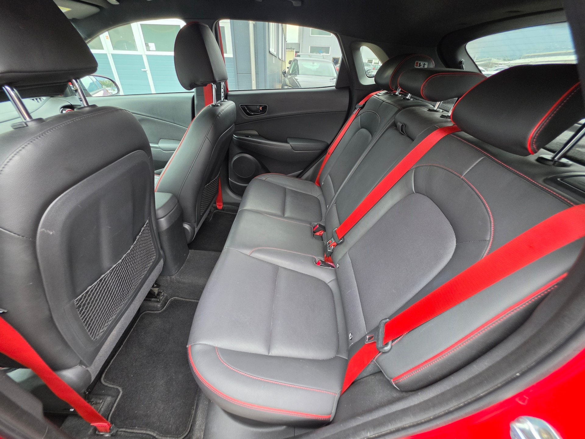 HYUNDAI Kona 1.6 T-GDi Launch Plus 4WD DCT-image-7