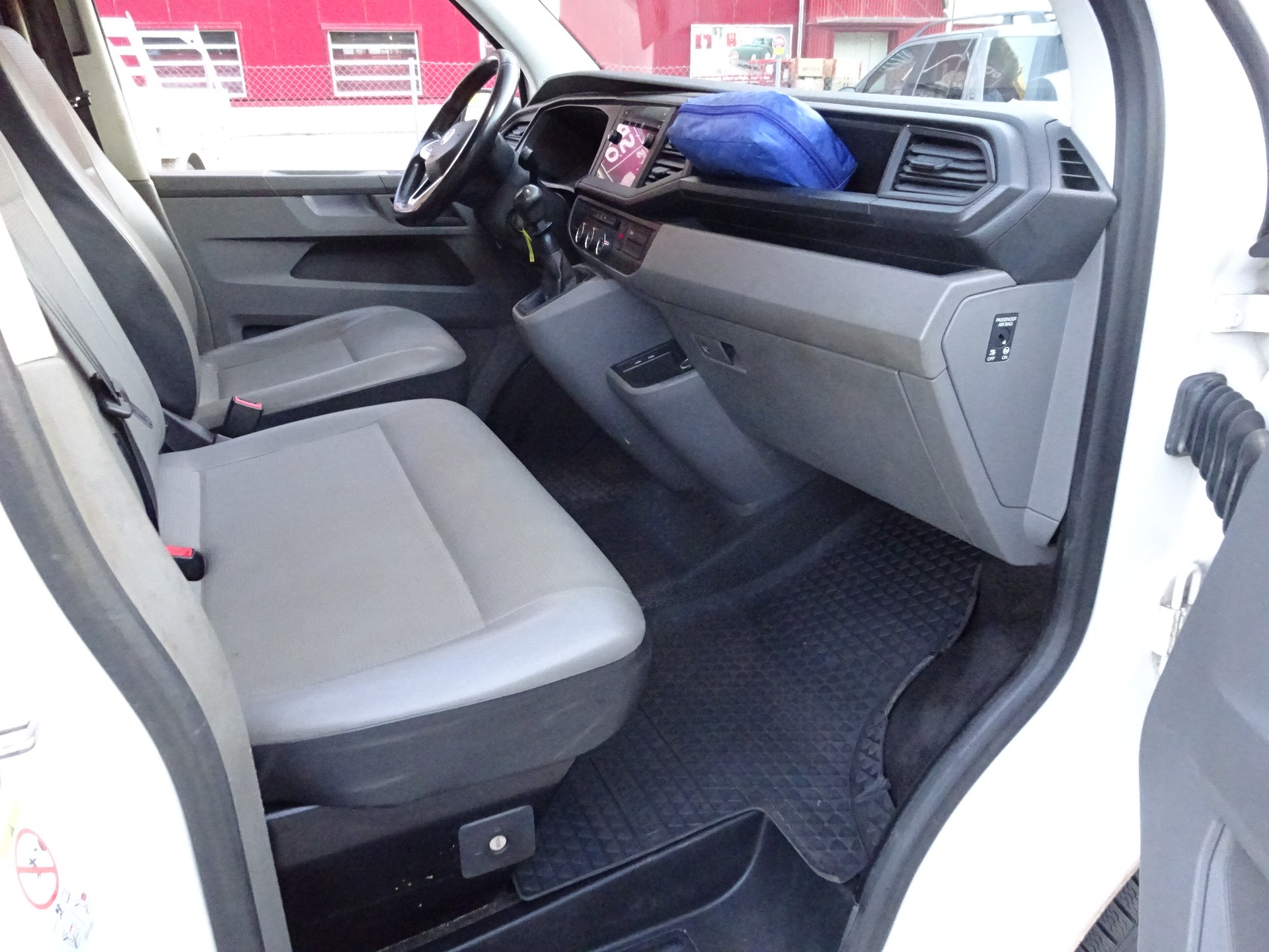 VW T6.1 2.0 TDI 4Motion long-image-20