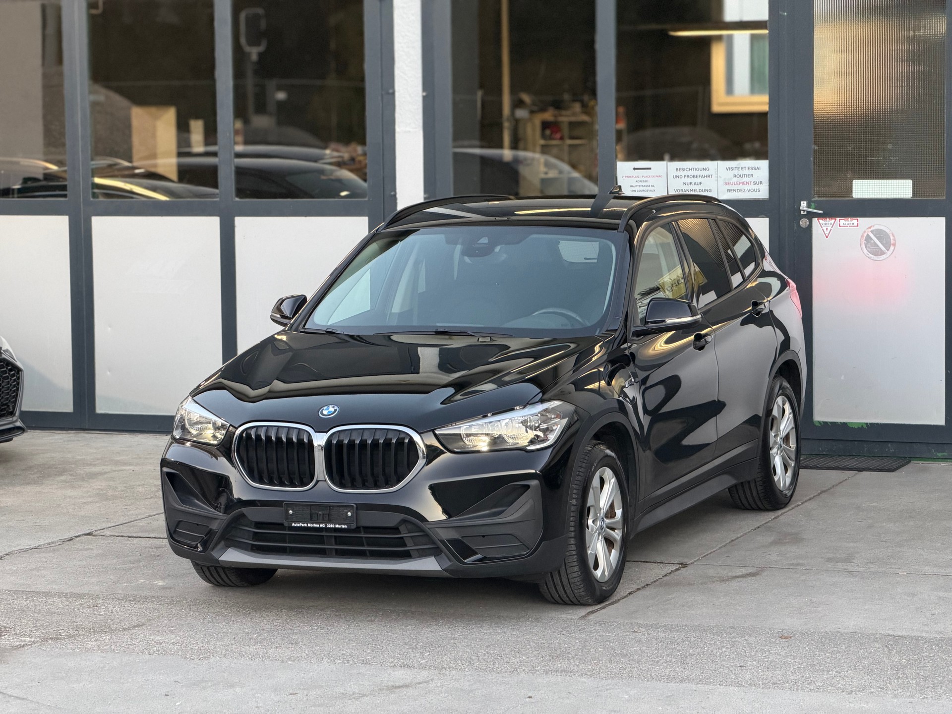 BMW X1 xDrive 25e Steptronic-image-1