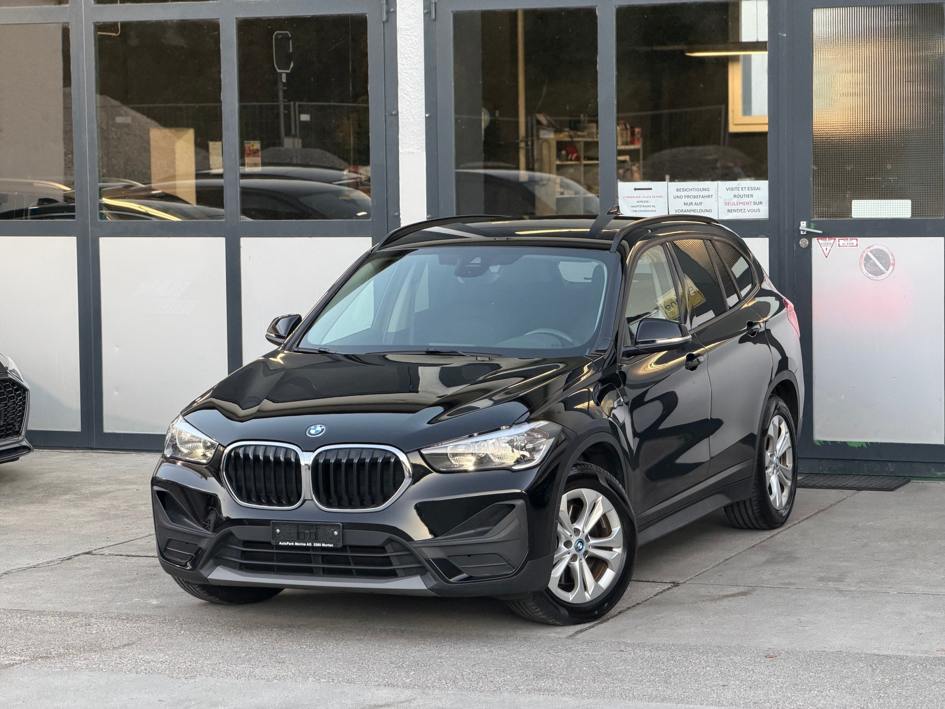 BMW X1 xDrive 25e Steptronic-image-0