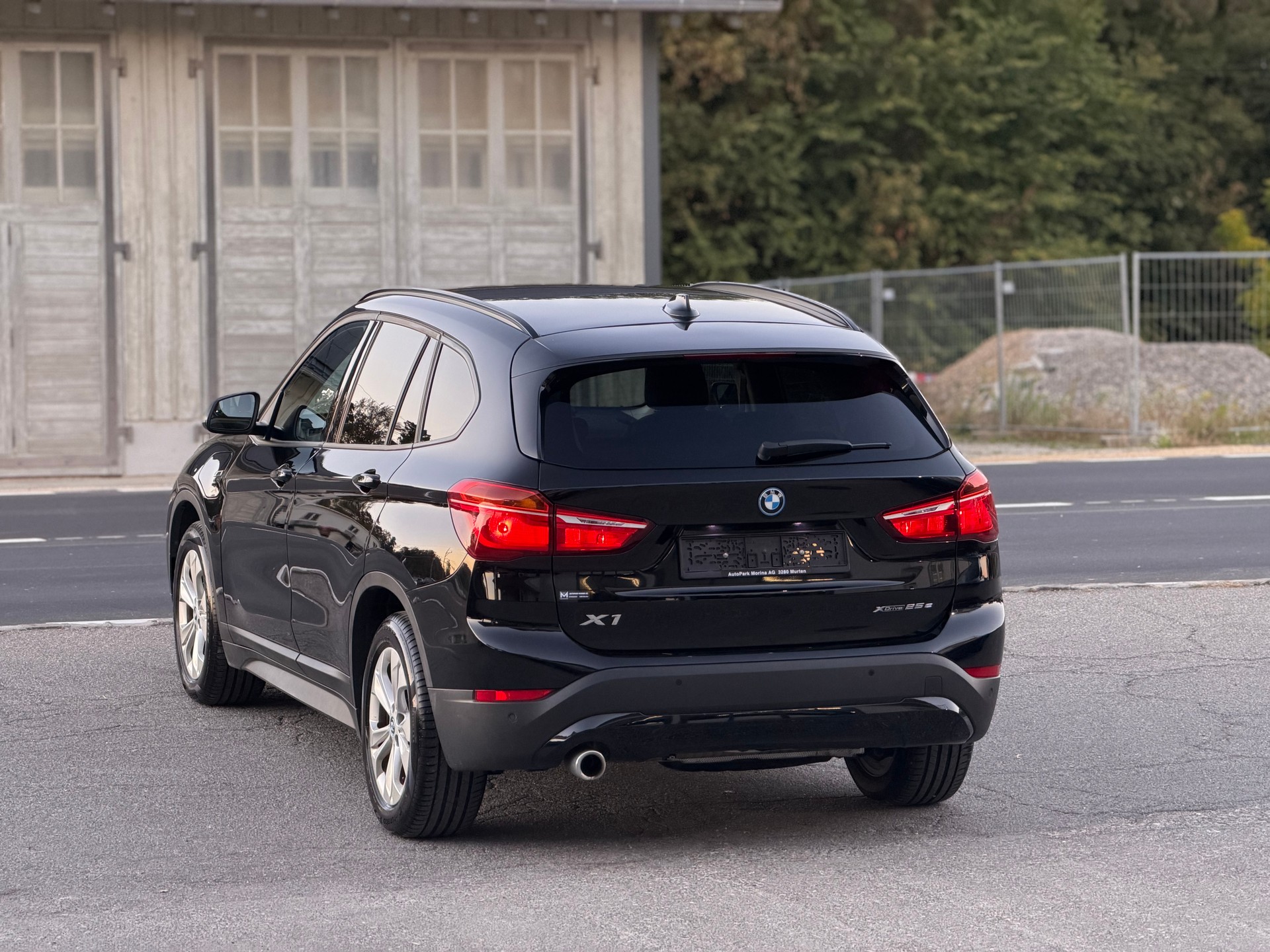 BMW X1 xDrive 25e Steptronic-image-6