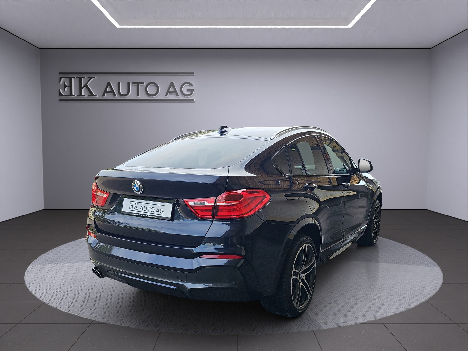 BMW X4 xDrive 35i Steptronic-image-4
