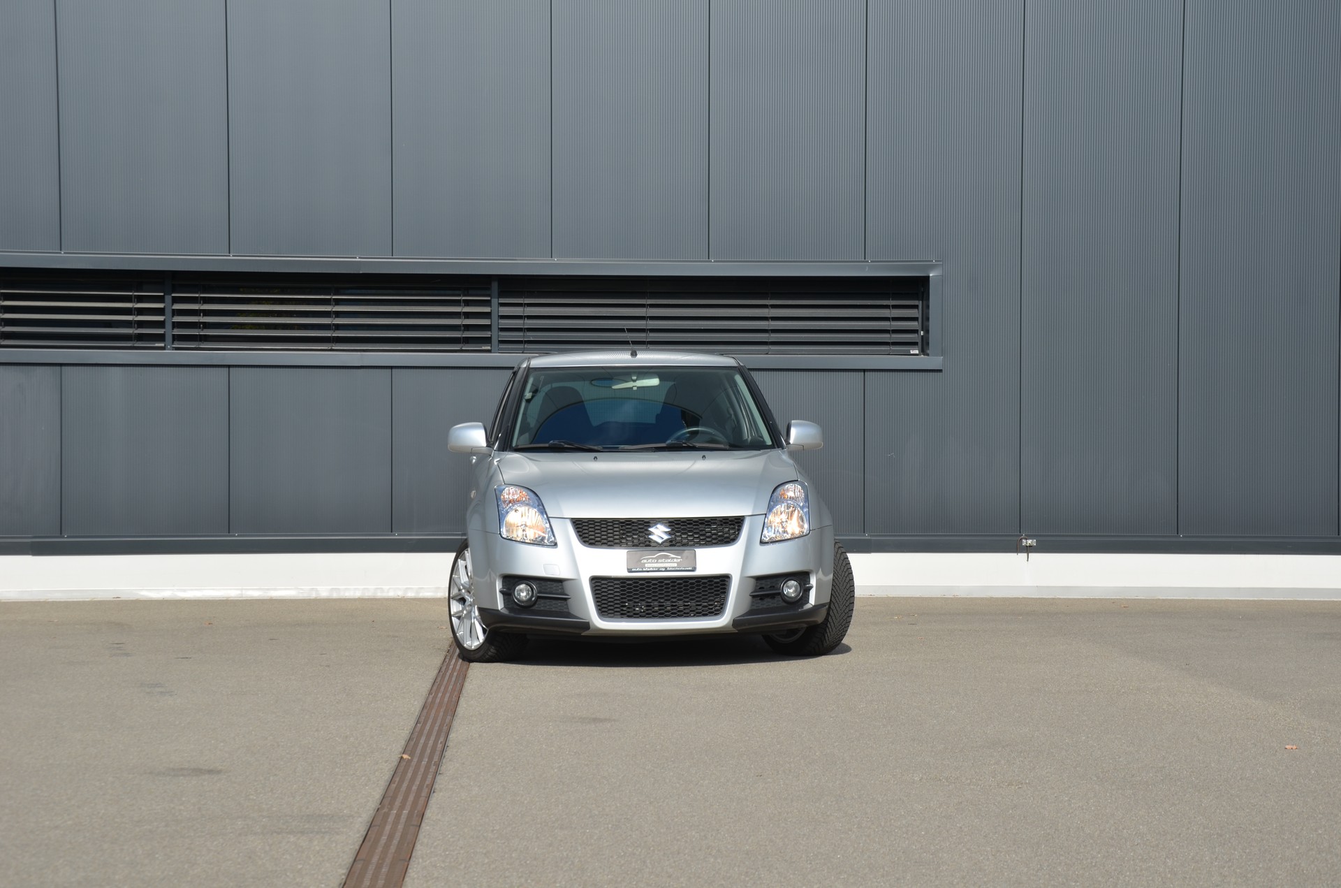 SUZUKI Swift 1.6i 16V Sport-image-5