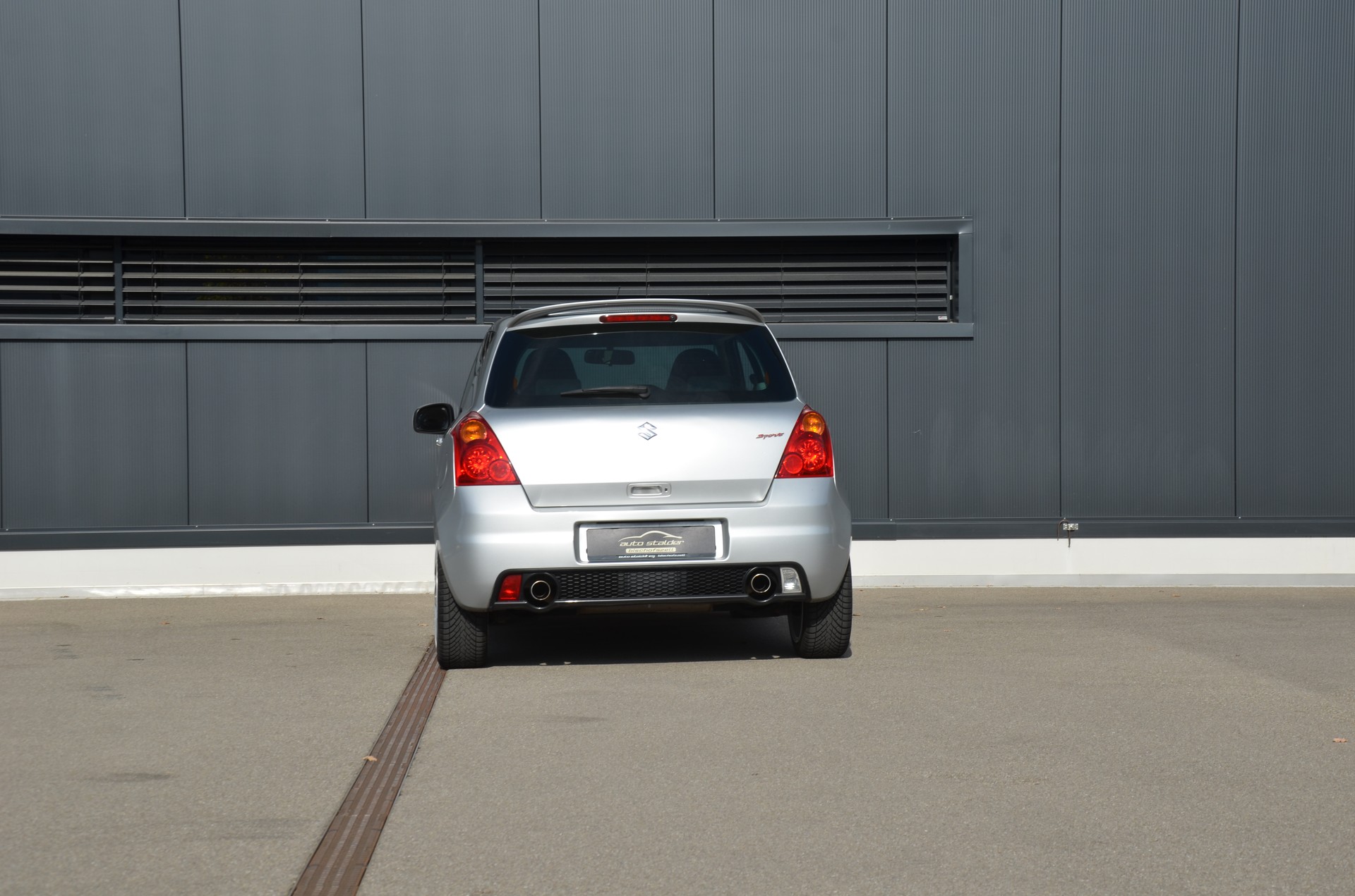 SUZUKI Swift 1.6i 16V Sport-image-7