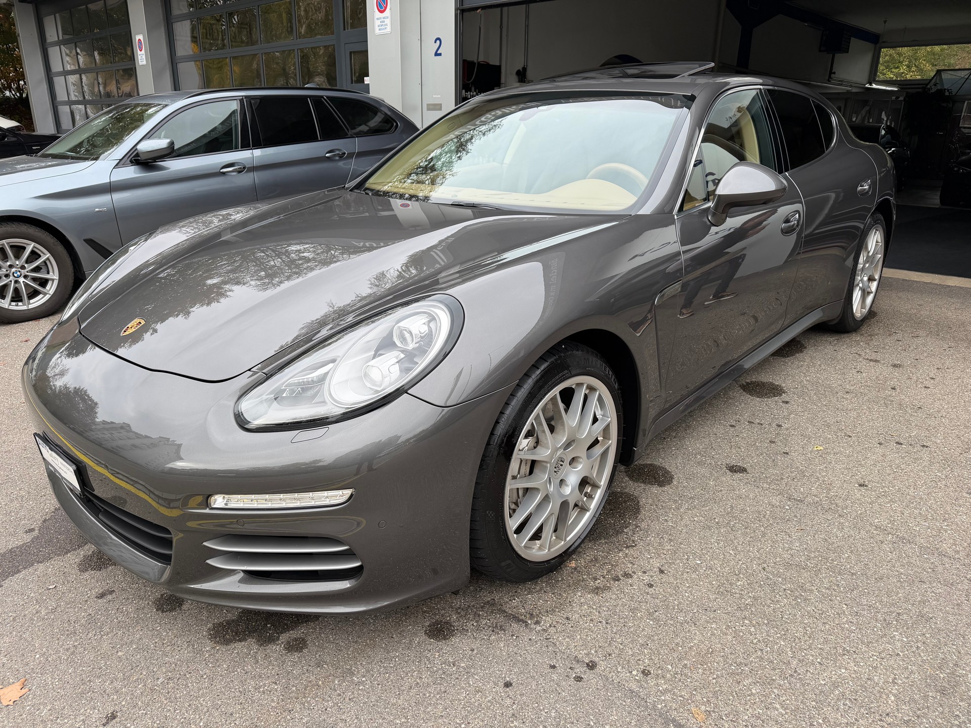 PORSCHE Panamera 4S 3.0 PDK-image-2