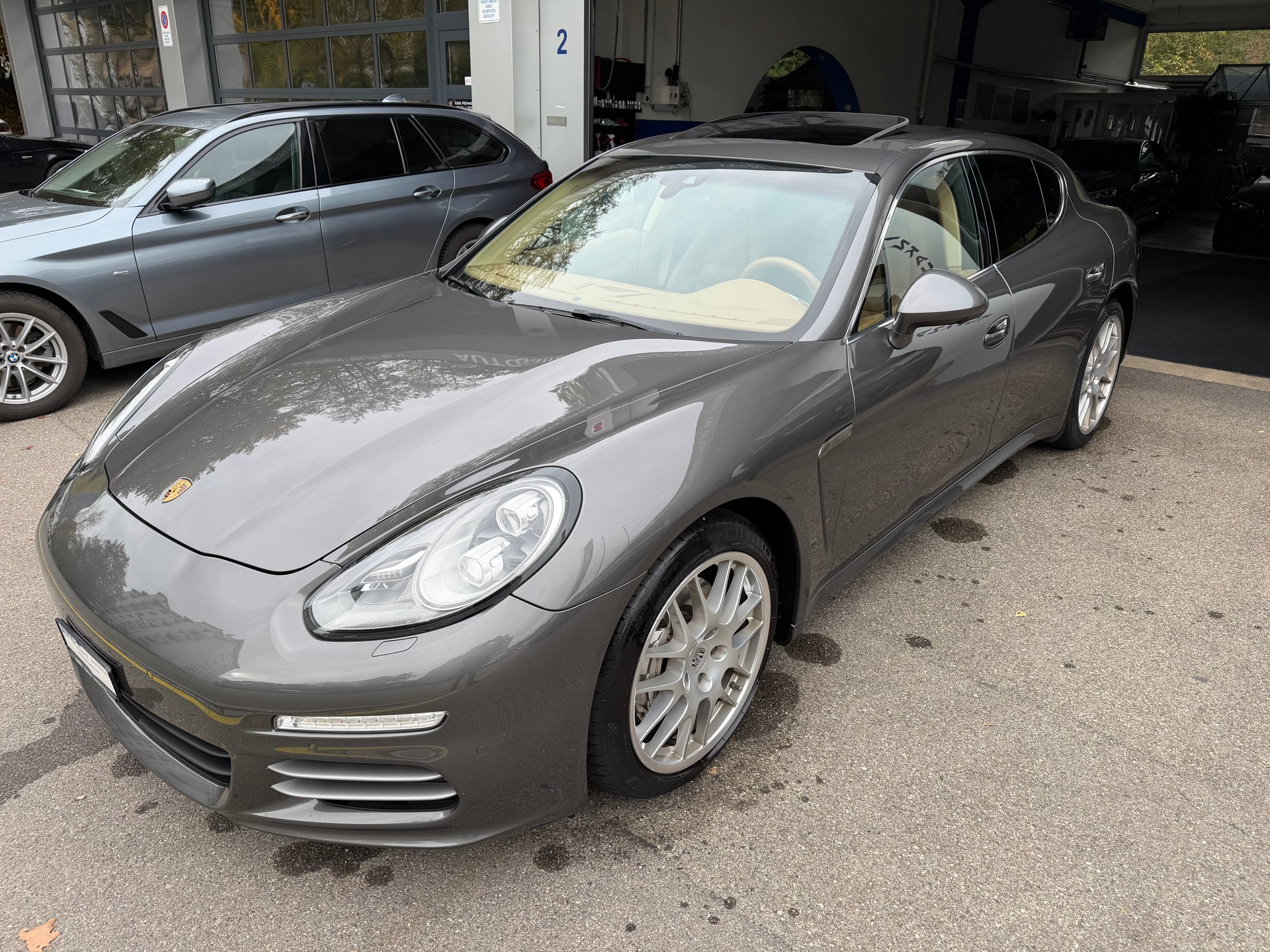 PORSCHE Panamera 4S 3.0 PDK-image-3