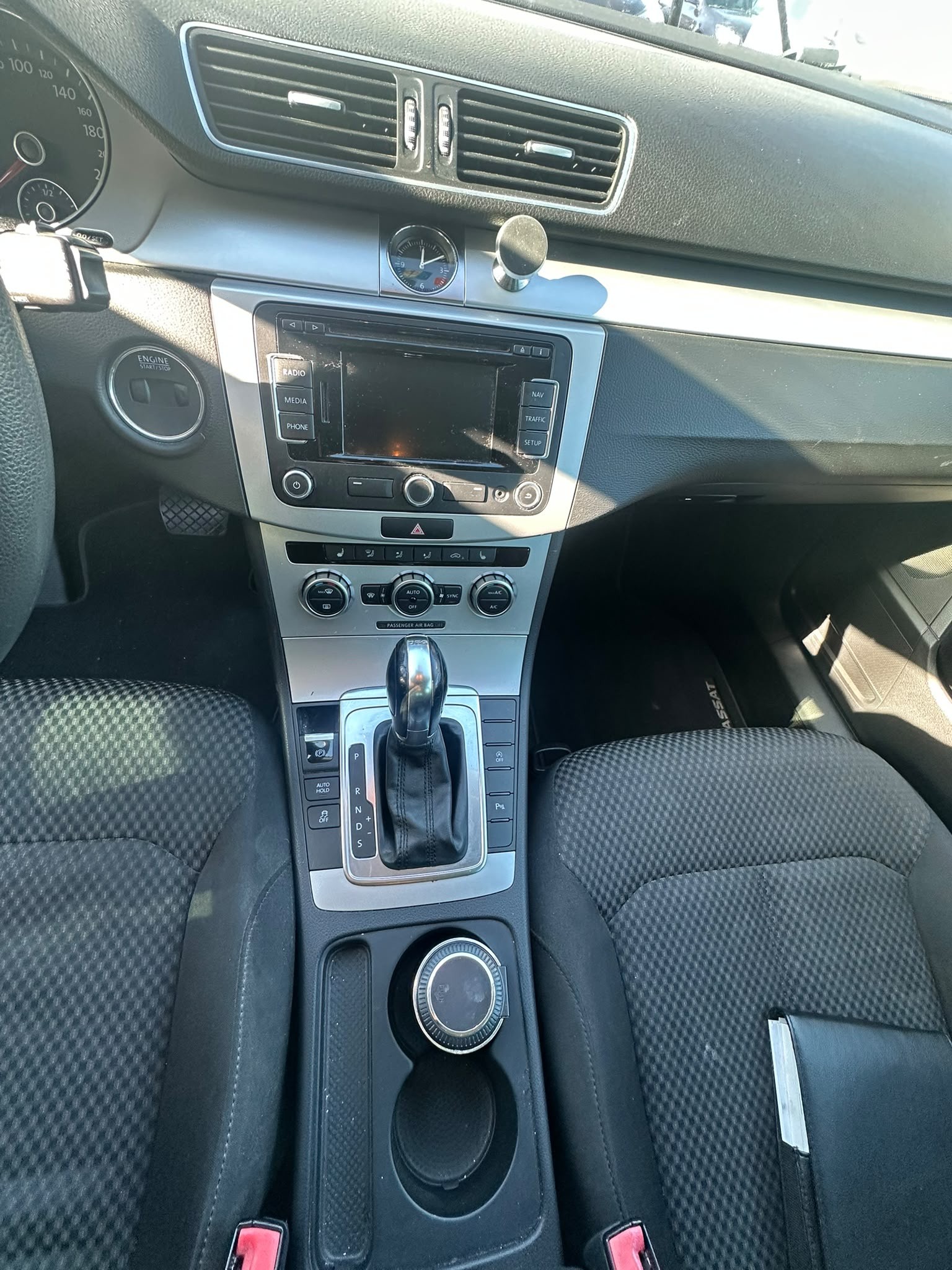 VW Passat Variant 1.4 TSI BMT Comfortline DSG-image-9