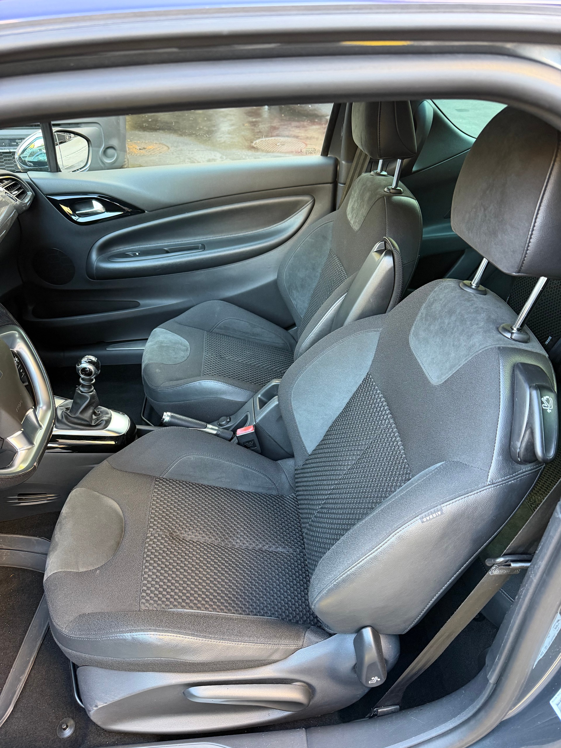DS AUTOMOBILES DS3 Cabrio 1.6 THP Sport Chic-image-10