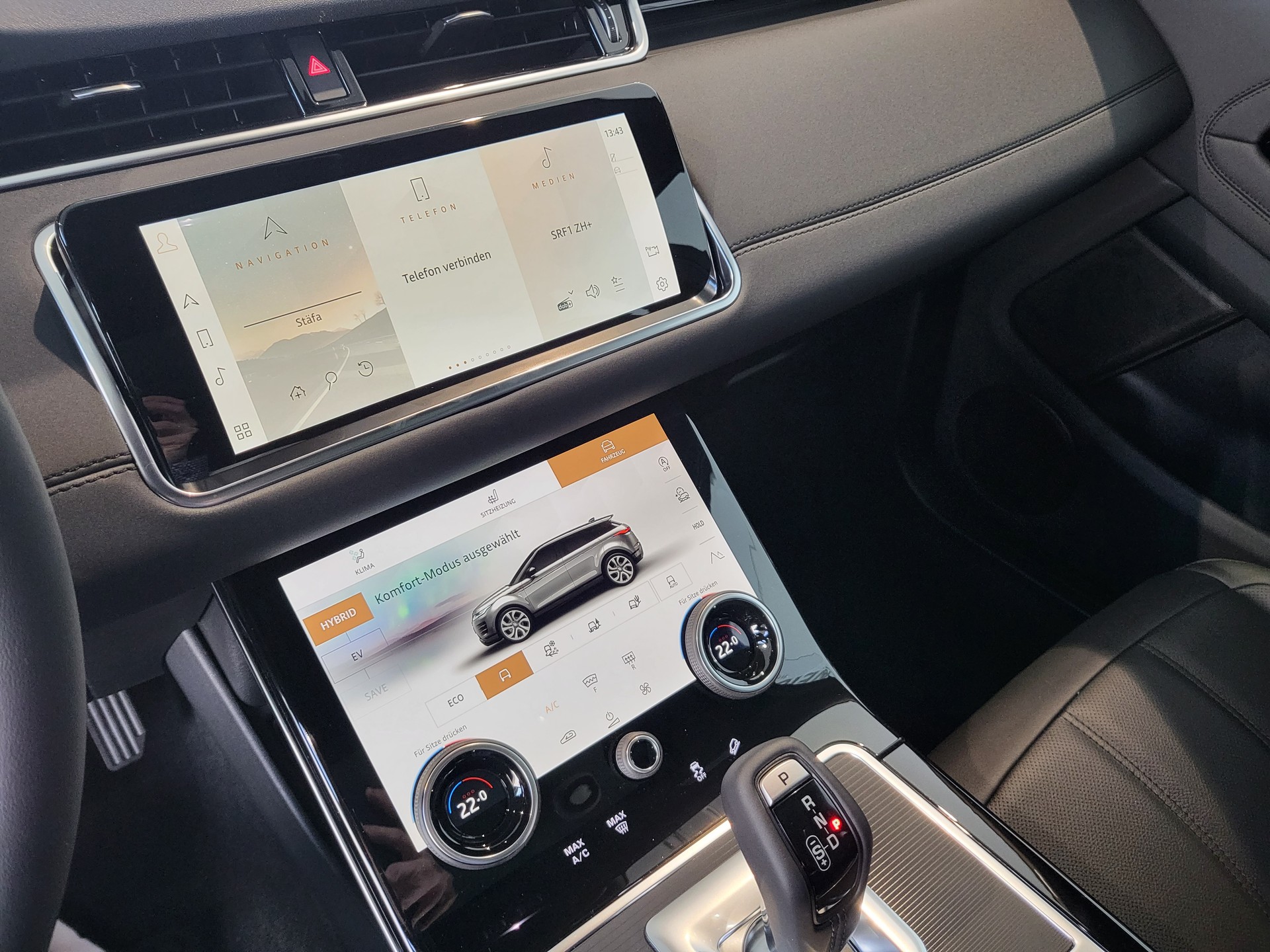 LAND ROVER Range Rover Evoque P 300e SE AT8-image-10
