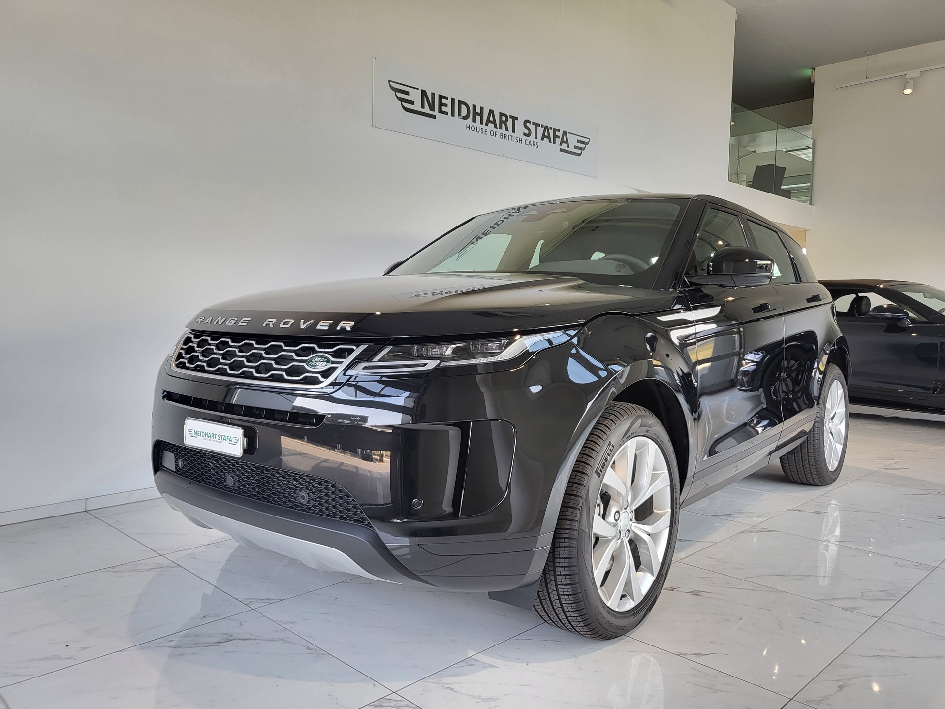 LAND ROVER Range Rover Evoque P 300e SE AT8-image-1
