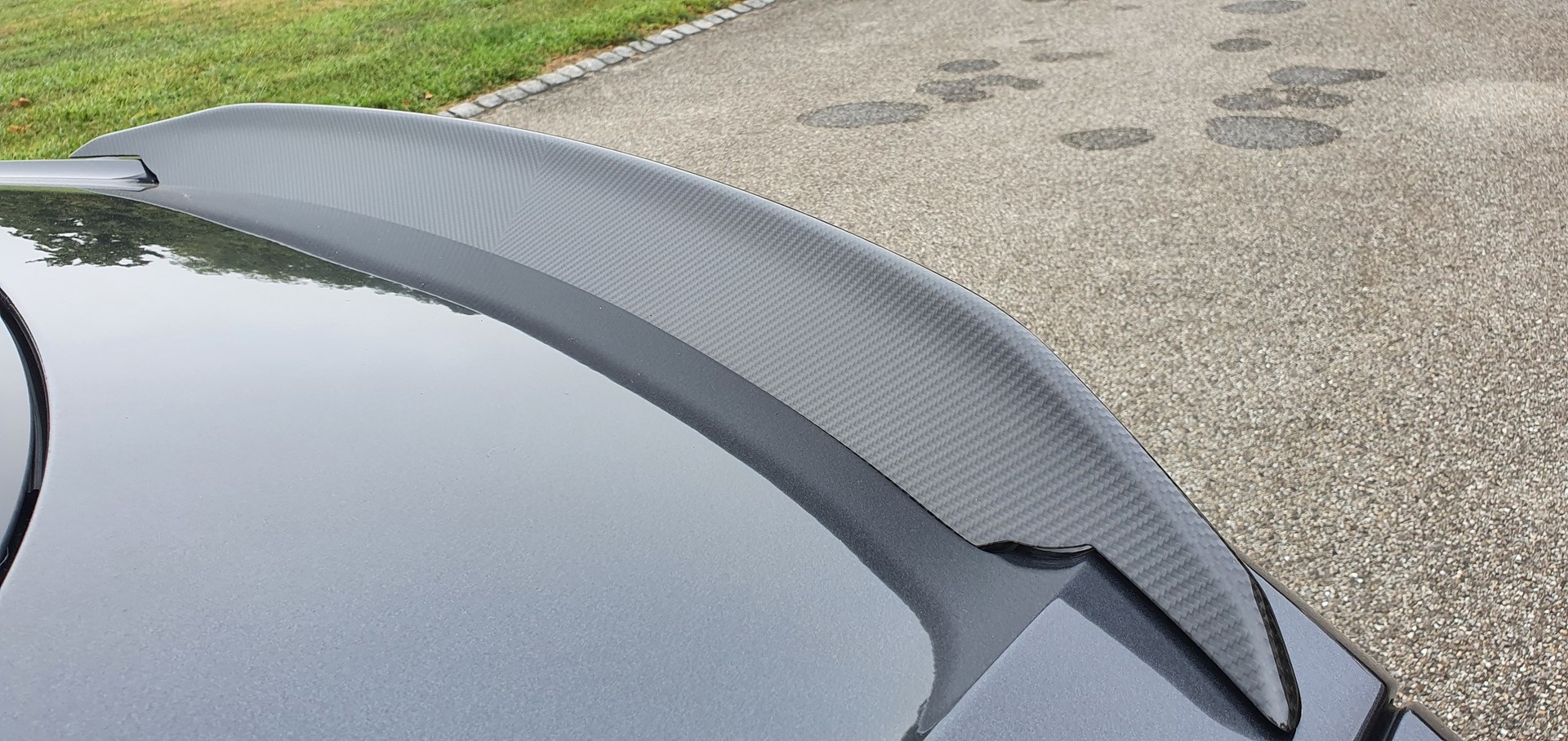 ASTON MARTIN DBS Coupé Superleggera-image-29