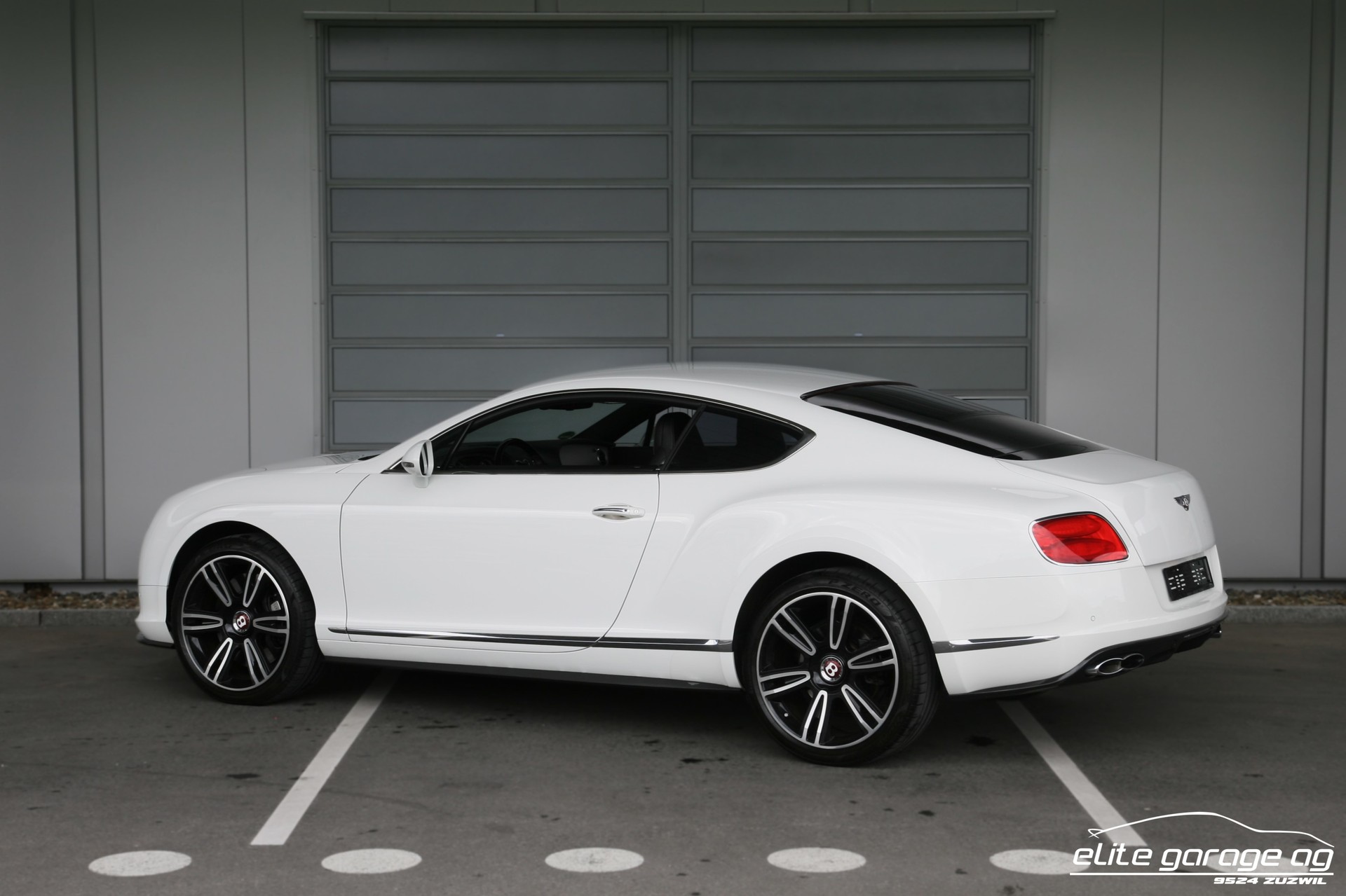 BENTLEY Continental GT 4.0 V8-image-2