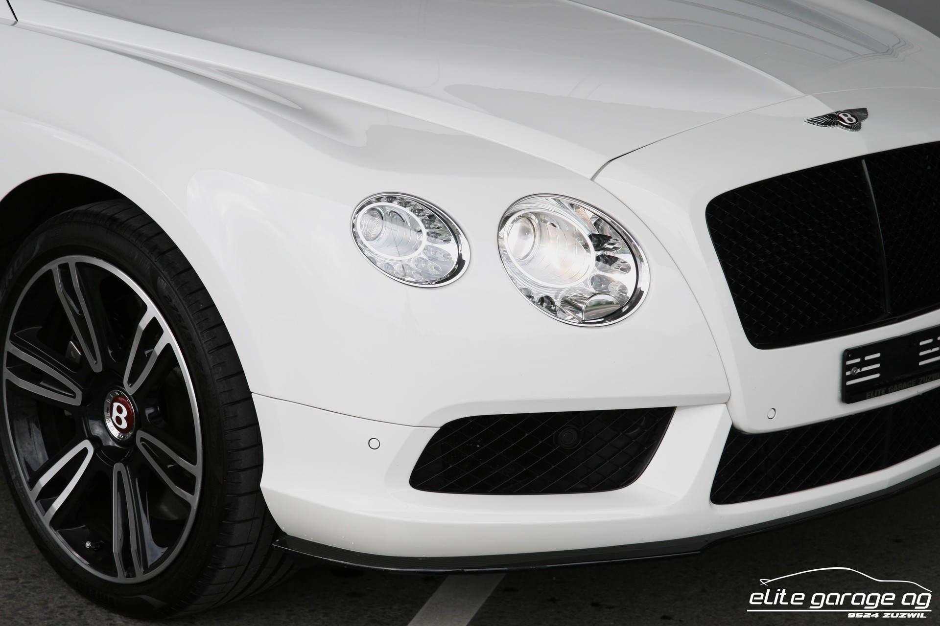 BENTLEY Continental GT 4.0 V8-image-8