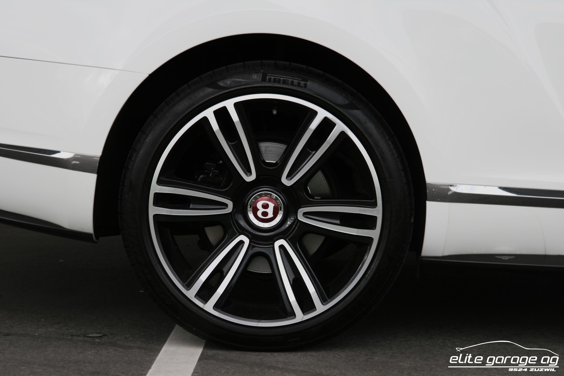 BENTLEY Continental GT 4.0 V8-image-12