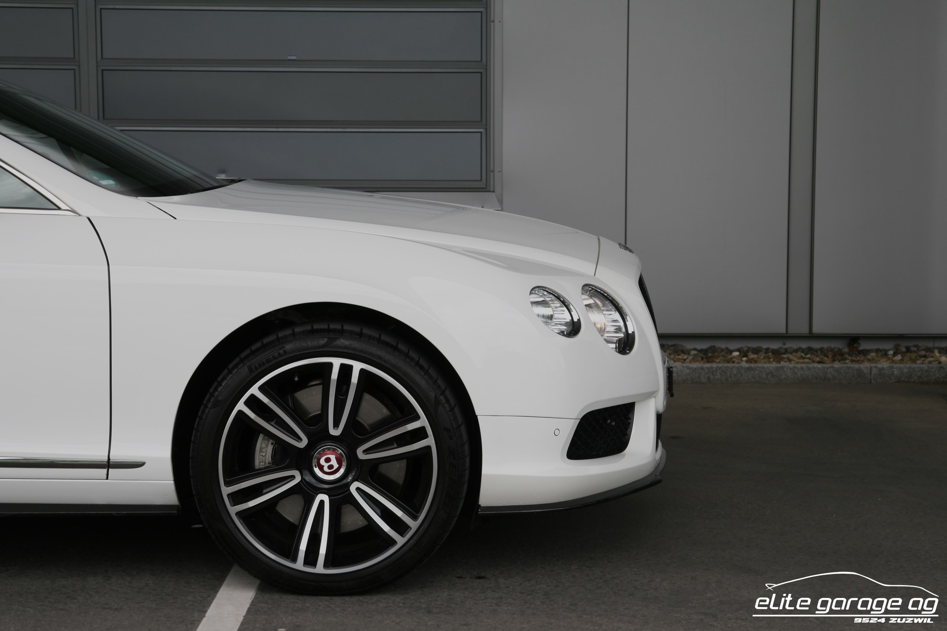 BENTLEY Continental GT 4.0 V8-image-9