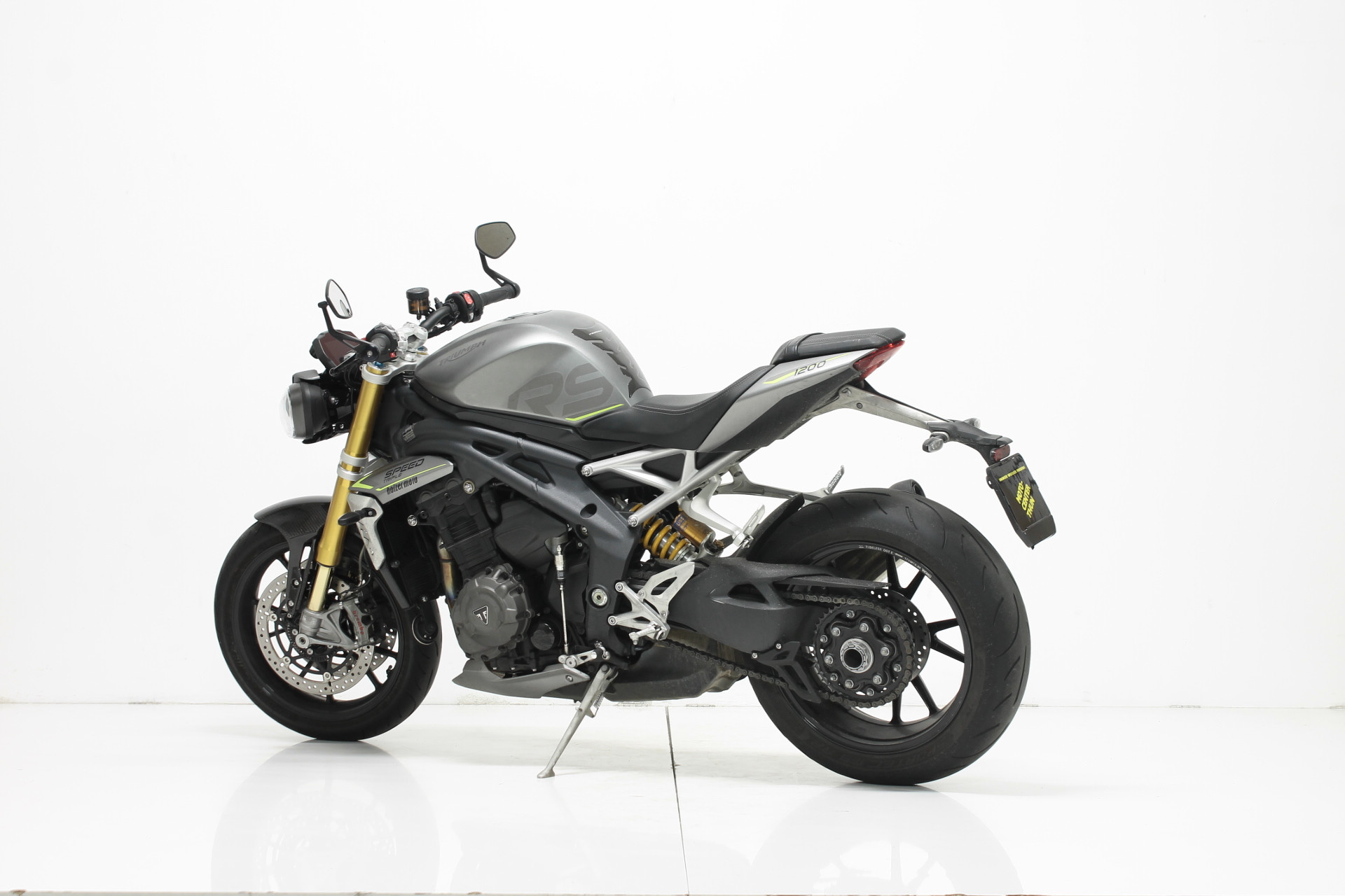 TRIUMPH Speed Triple 1200 RS-showroom-element-2