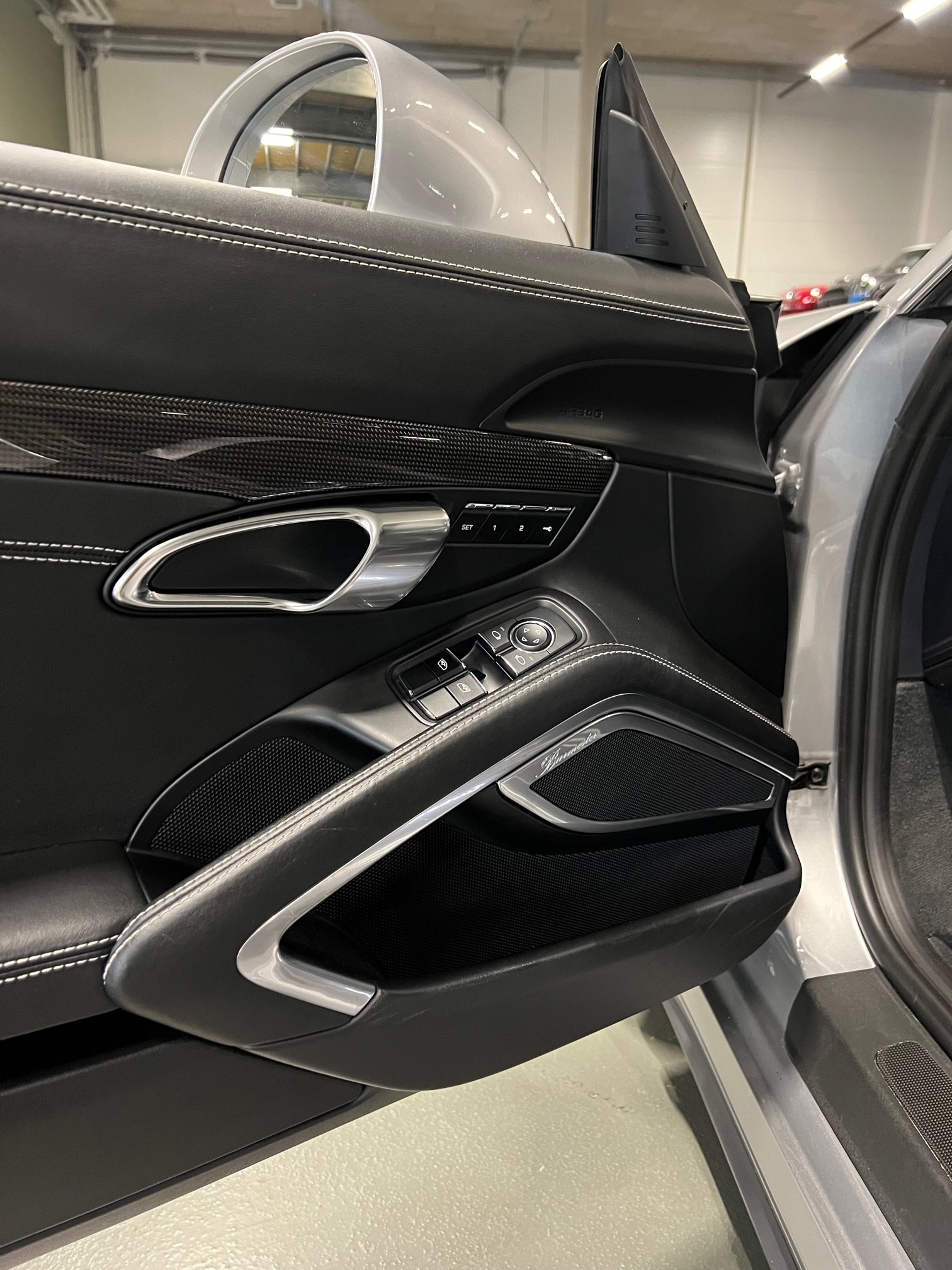 PORSCHE 911 Turbo S PDK-image-8