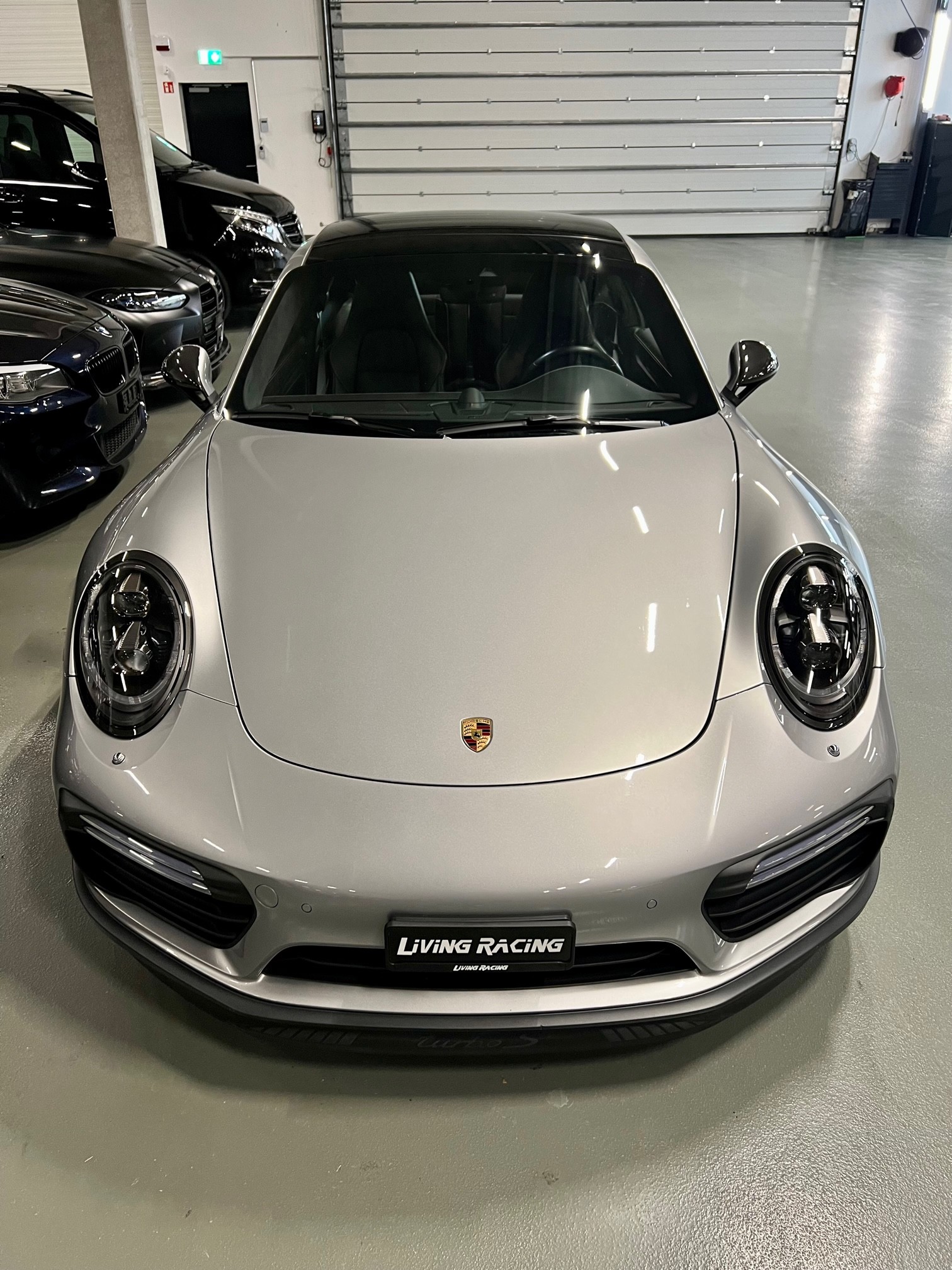 PORSCHE 911 Turbo S PDK-image-4