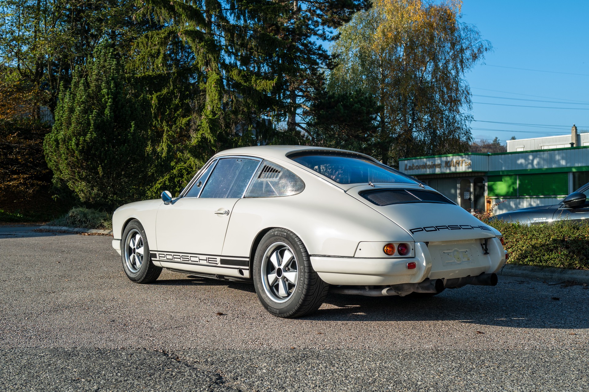 PORSCHE 911-image-6