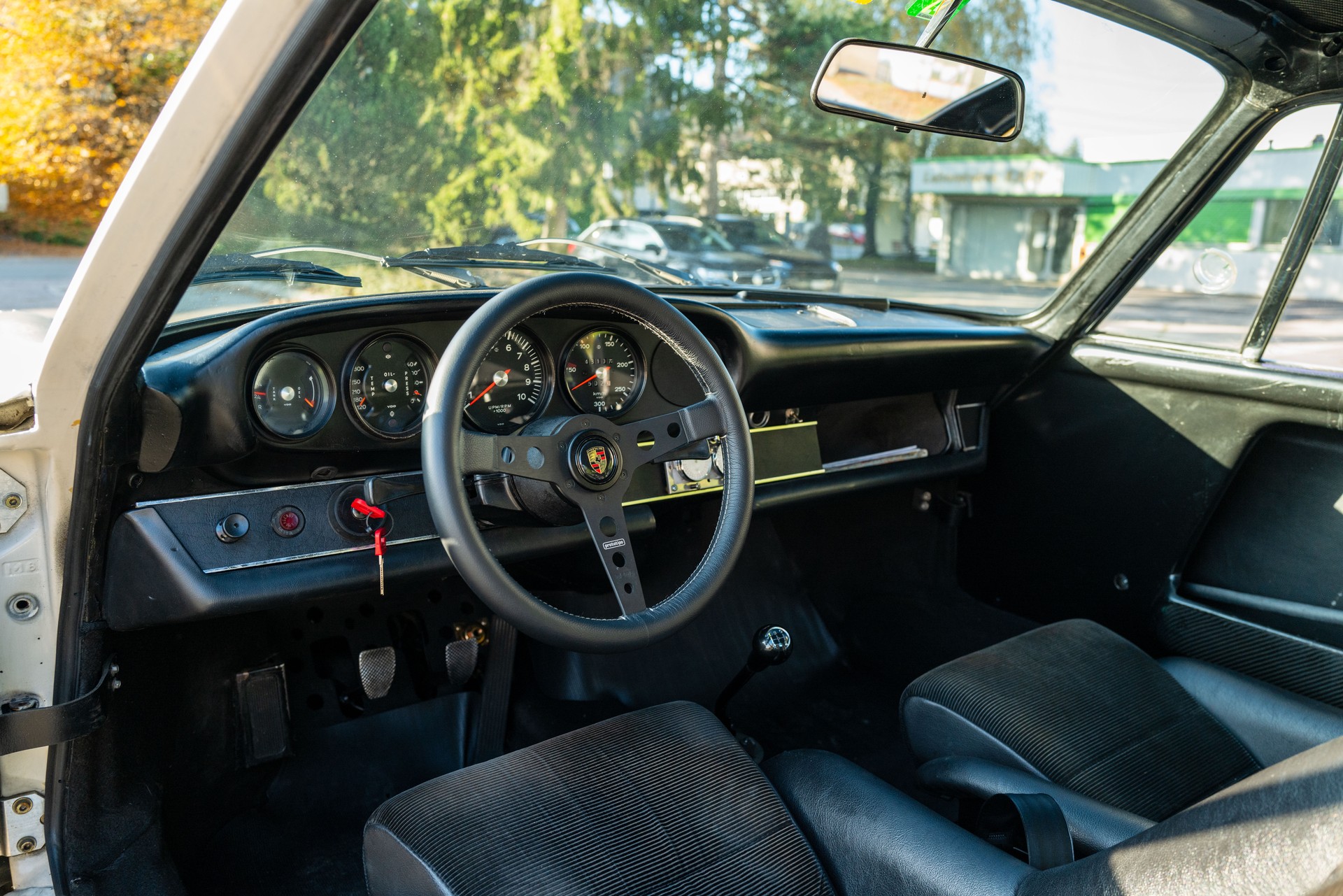 PORSCHE 911-image-13