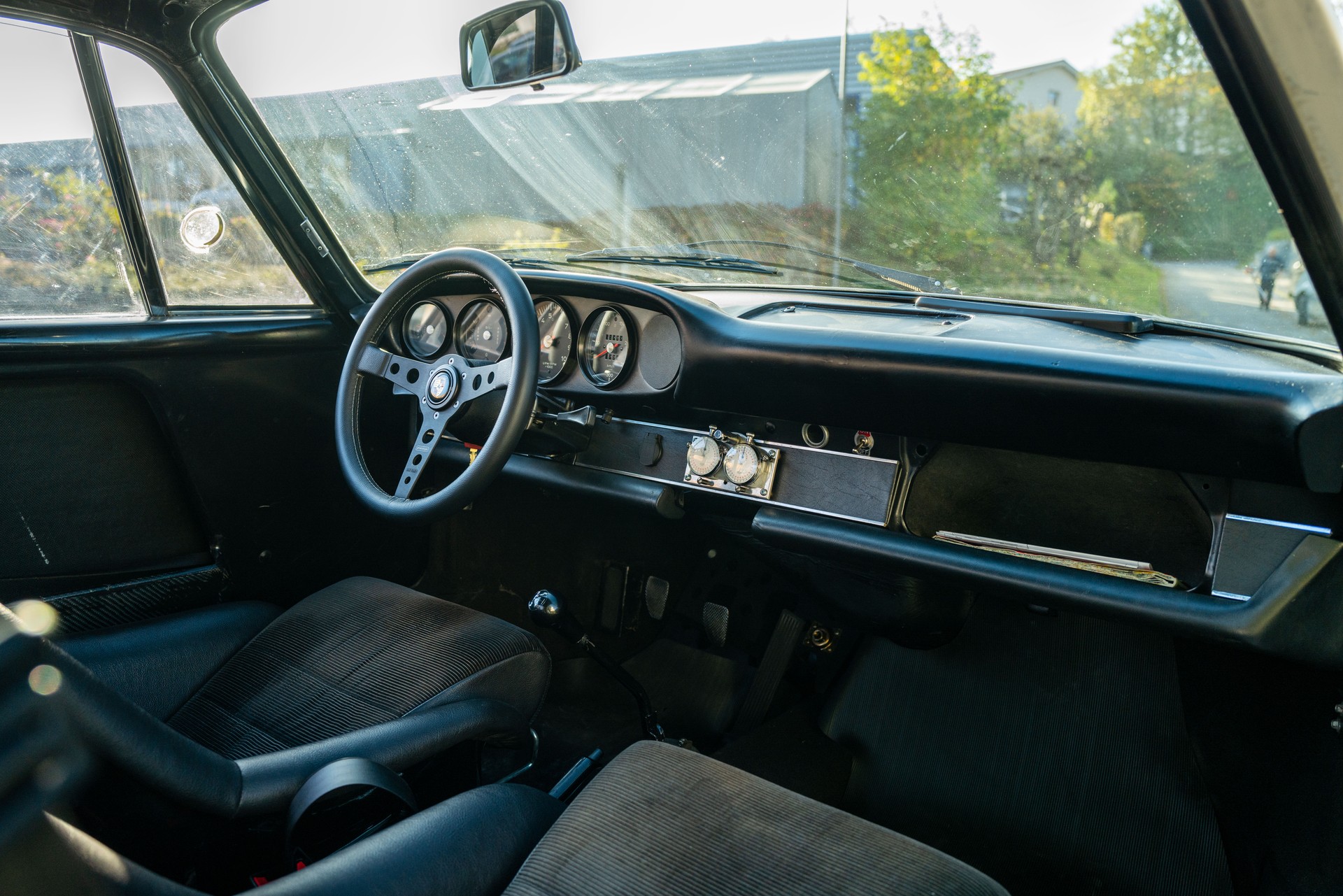 PORSCHE 911-image-15