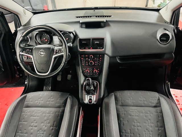 OPEL Meriva 1.4 Turbo Anniversary Edition-image-11