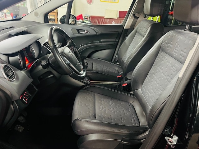 OPEL Meriva 1.4 Turbo Anniversary Edition-image-12