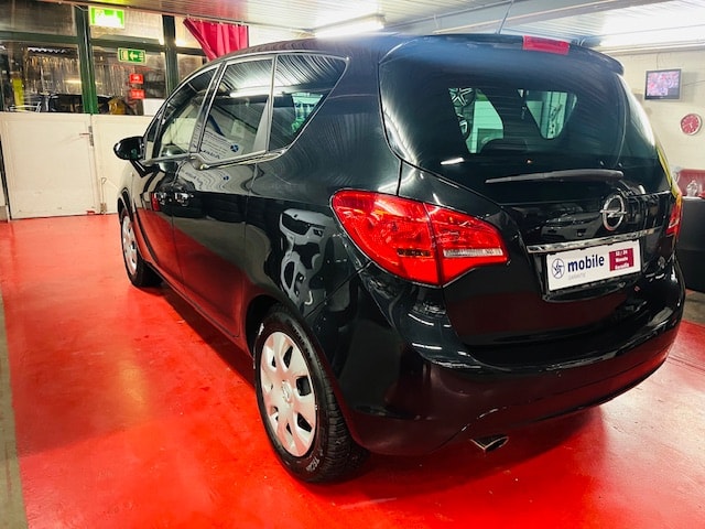 OPEL Meriva 1.4 Turbo Anniversary Edition-image-3