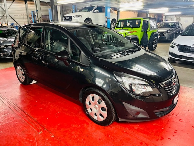 OPEL Meriva 1.4 Turbo Anniversary Edition-image-2