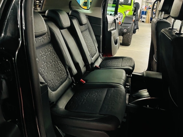 OPEL Meriva 1.4 Turbo Anniversary Edition-image-10