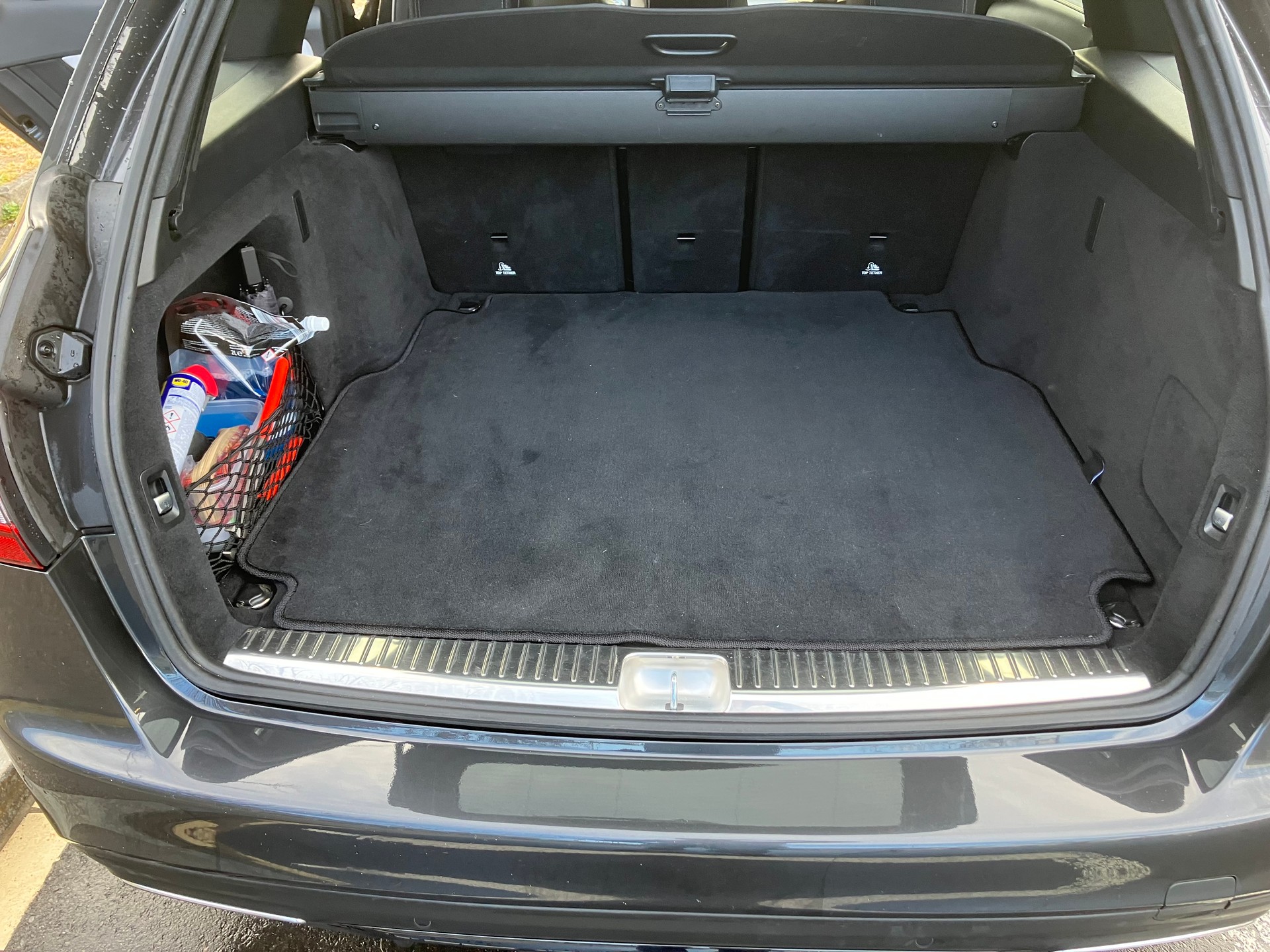 MERCEDES-BENZ C 200 Swiss Star AMG Line 4M 9G-Tronic-image-14