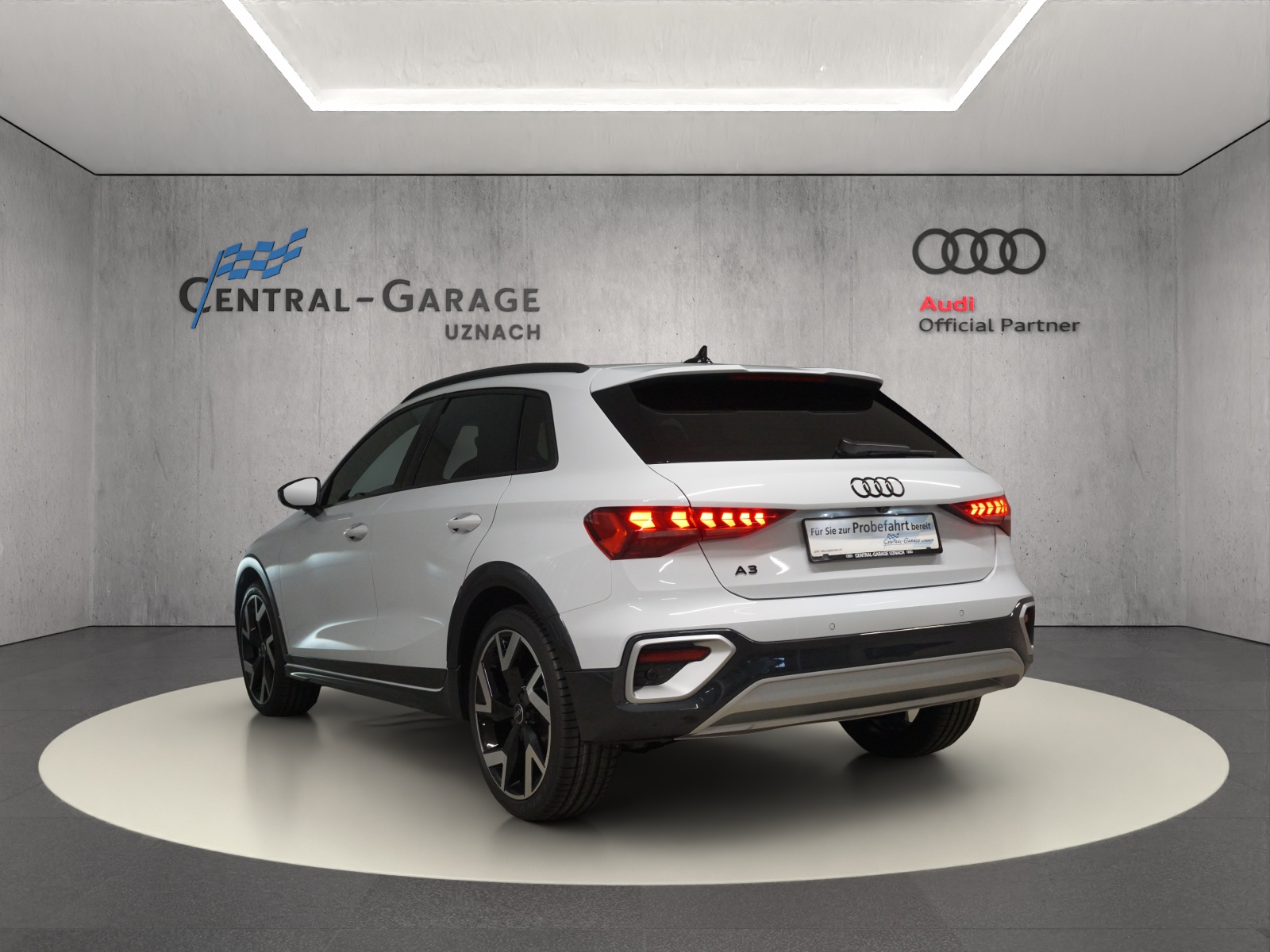 AUDI A3 allstreet 35 TFSI Attraction S-tronic-image-2