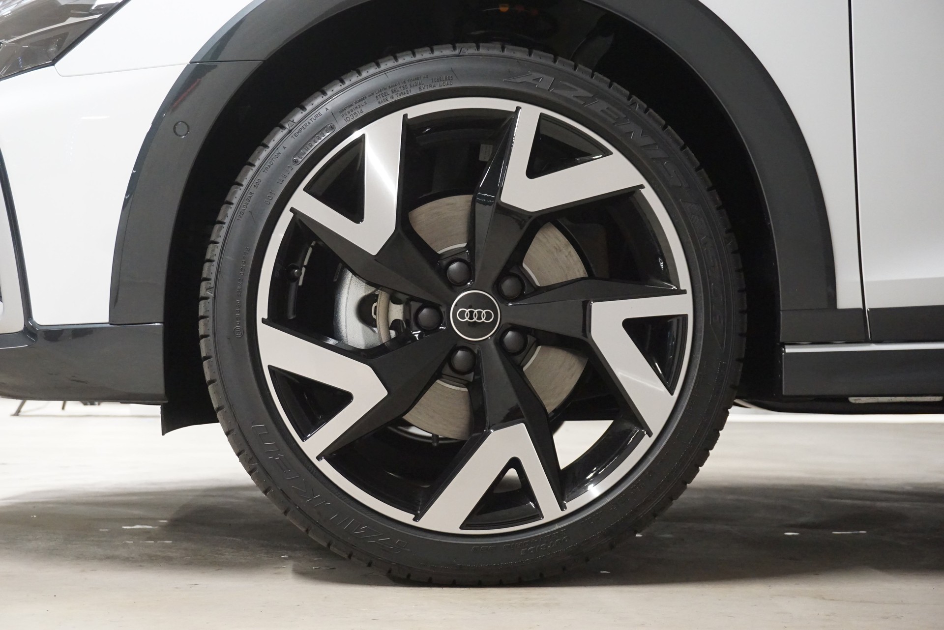 AUDI A3 allstreet 35 TFSI Attraction S-tronic-image-11