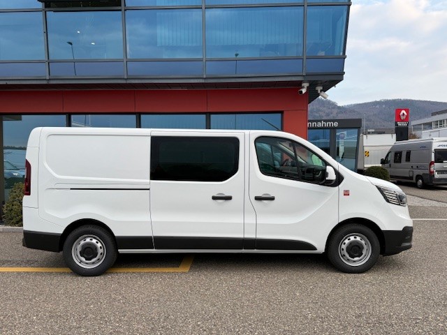 RENAULT Trucks Trafic Red Edition 150 PS A L2H1 Heckklappe-image-1