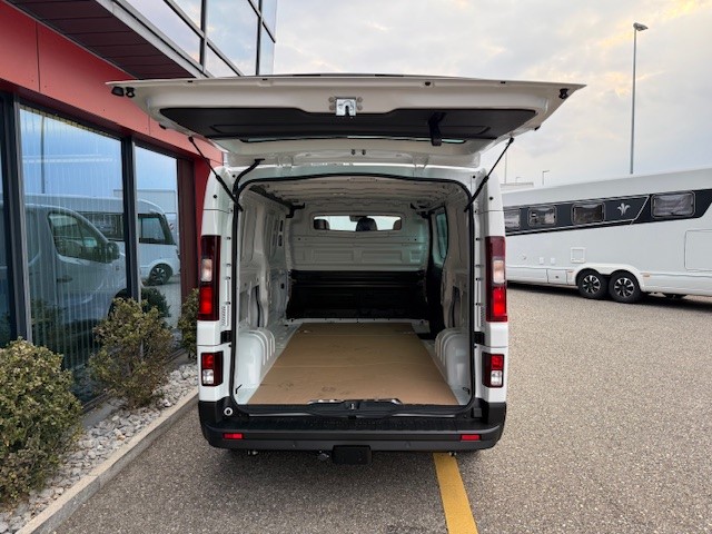 RENAULT Trucks Trafic Red Edition 150 PS A L2H1 Heckklappe-image-6
