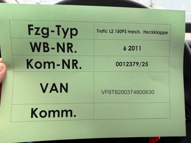 RENAULT Trucks Trafic Red Edition 150 PS A L2H1 Heckklappe-image-8