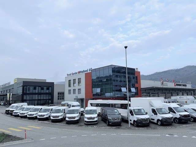 RENAULT Trucks Trafic Red Edition 150 PS A L2H1 Heckklappe-image-9